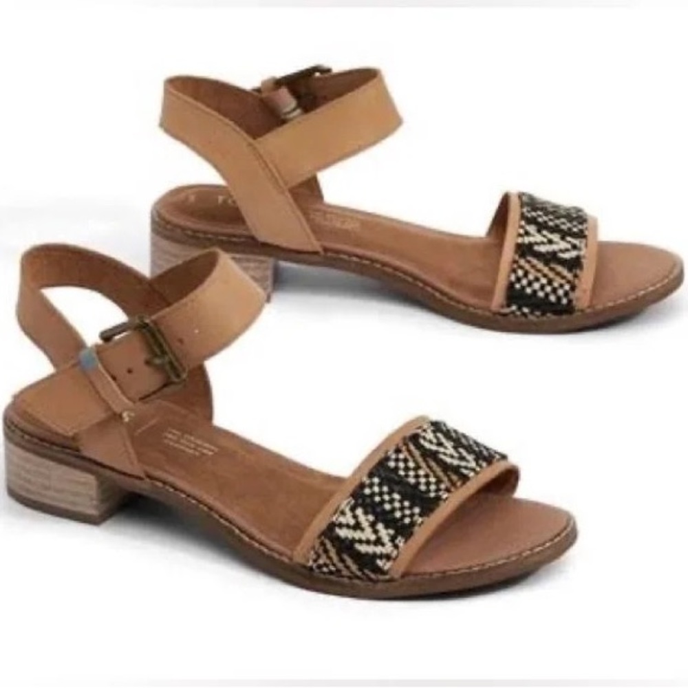 Women’s Toms sandals